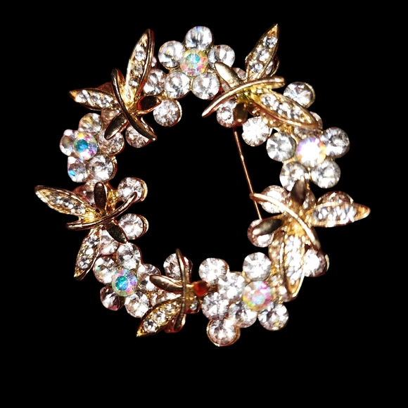 Dragonfly and Flower double layered wreath Brooch pin with RHINESTONES  gorgeous - Picture 3 of 4